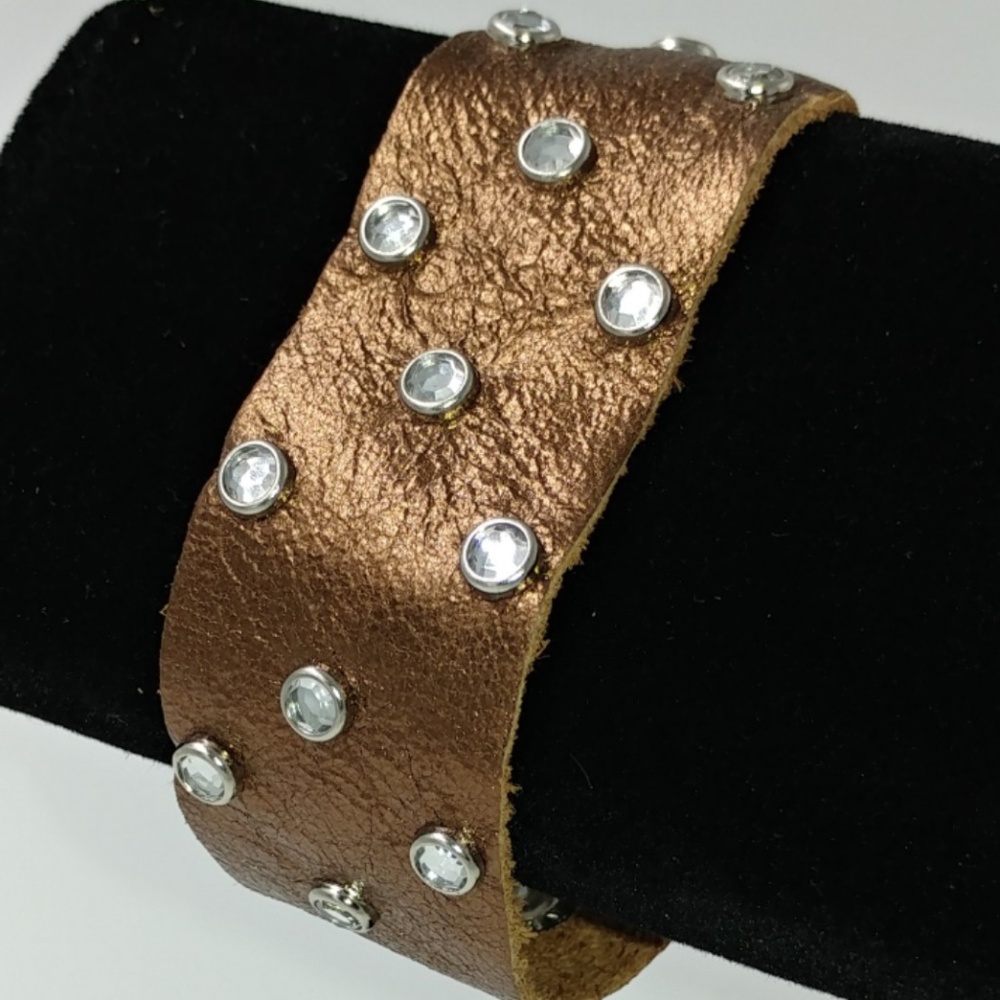 LAST ONE NWT Leather Copper Bronze Gem Bracelet
